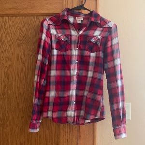 Red plaid snap up collar shirt